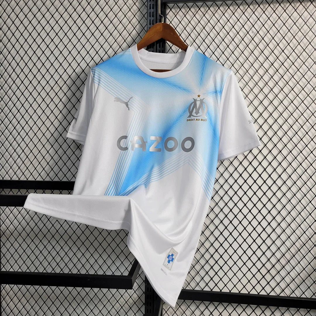 Maillot de football 30e anniversaire édition de l'Olympique de Marseille 2023-2024