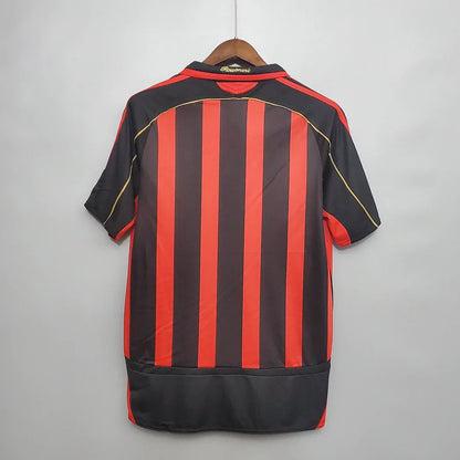 Maillot de football rétro AC Milan domicile 2006/2007